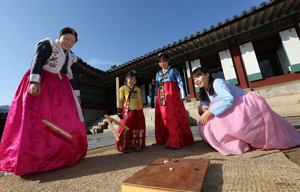 [OK 상생] 한국의 ‘설날’은 ‘중국 설’과 다르다